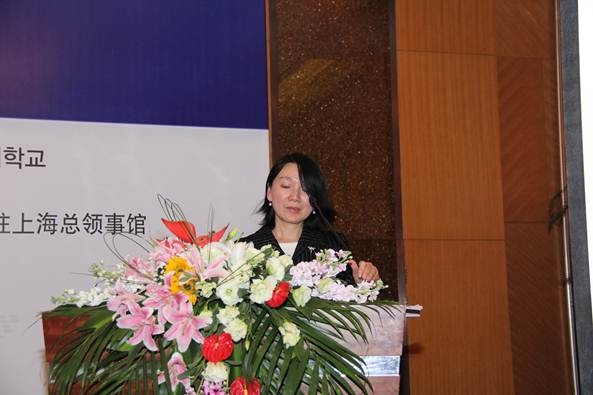 上海国际航运研究中心航运金融研究所常务副所长甘爱平教授发表演讲🧝🏼‍♀️：中国船舶金融市场现状、展望和中韩合作方案